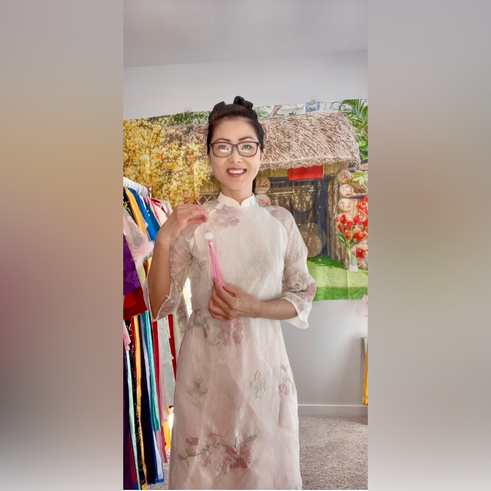 Ao dai cách Tân suông, Vietnamese contemporary modern dress set m 2 cream pink 🎁